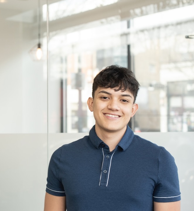 Omar Bucio, Illinois Real Estate Broker